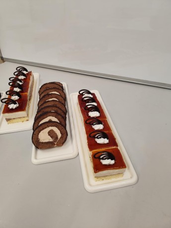 503945909_9768320589956930_883464276493756647_n